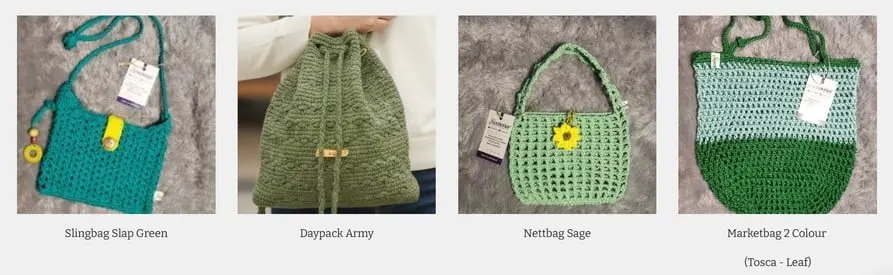 Deretan empat tas rajut hijau: slingbag tosca, ransel serut hijau army, tas jaring hijau muda dan tas belanja dua warna